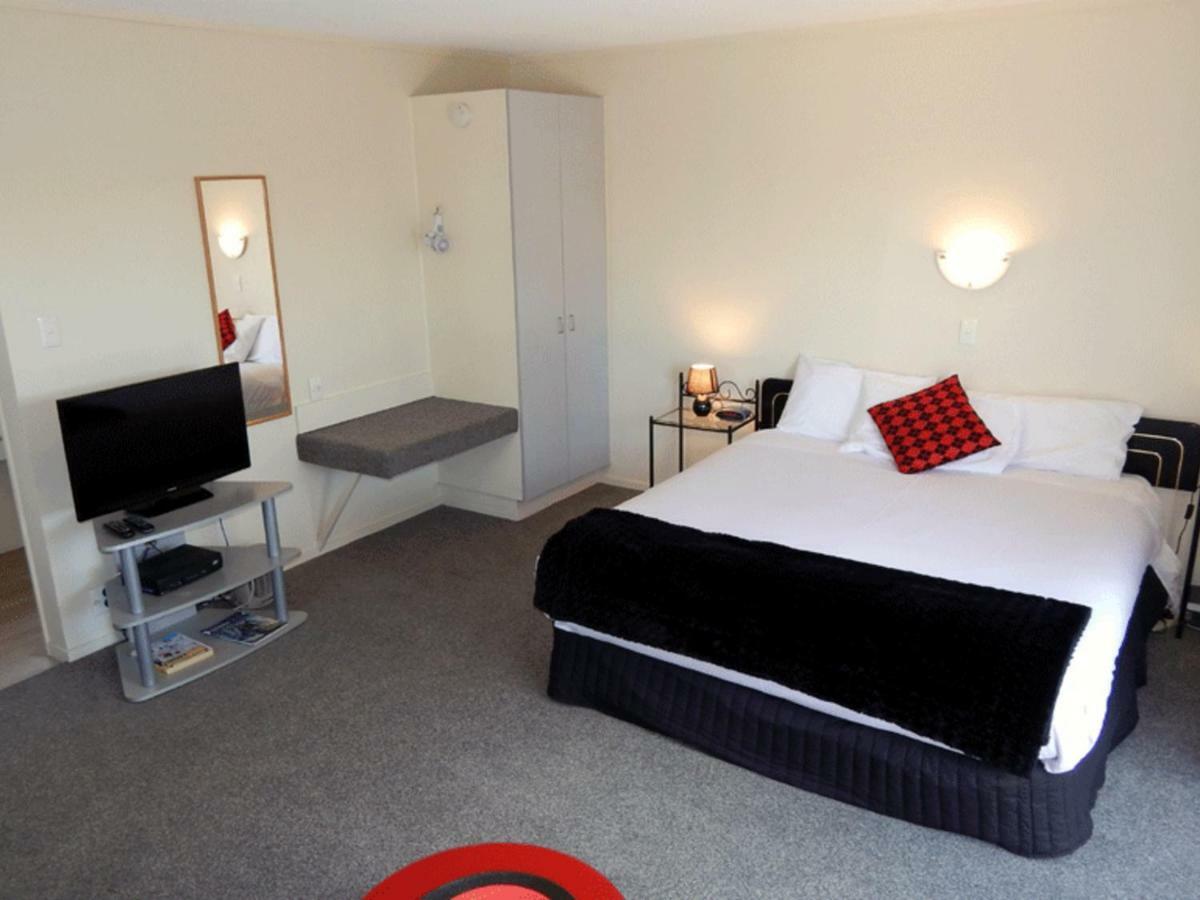 Cheviot Park Motor Lodge Whangarei Dış mekan fotoğraf